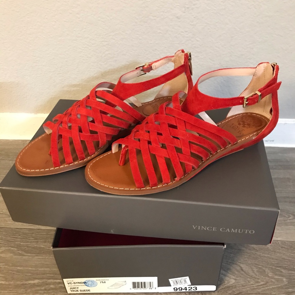 Juicy true suede sandals